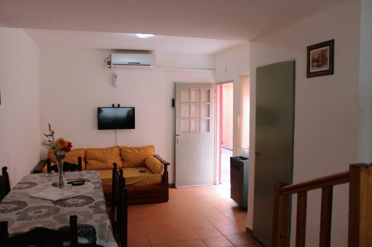 Complejo Kalifornia Apartman Pilar  Kültér fotó